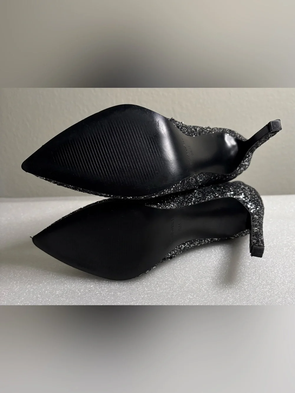 Nine West Black Silver Glitter Pointed Toe Stiletto Ankle Booties Heels Size 6.5